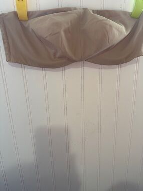 Cacique Neutral Bandeau Bra strapless in Beige 36D